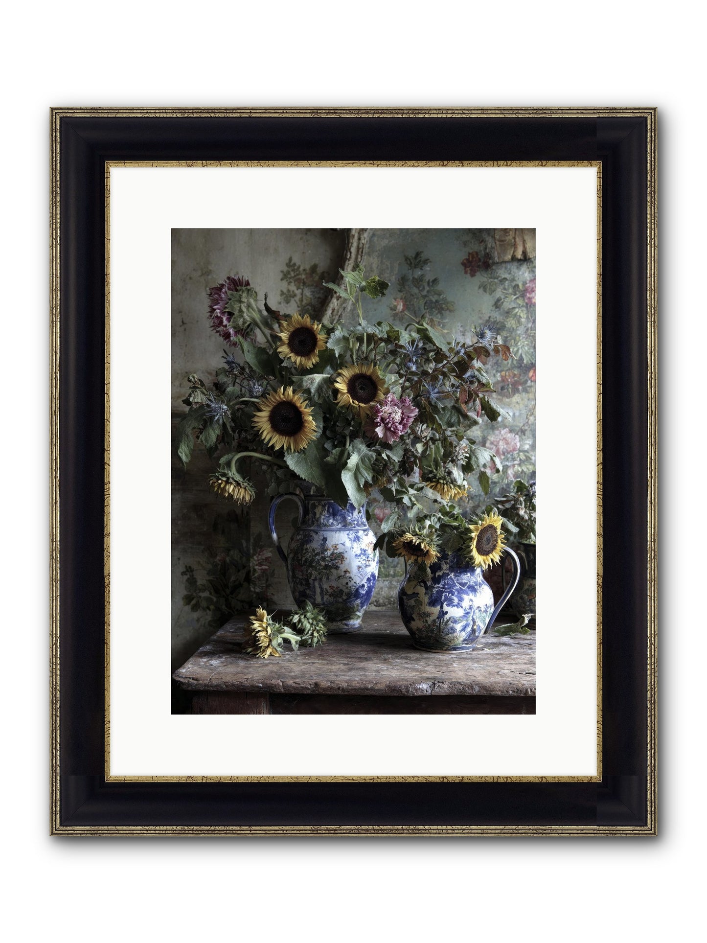 Cinema Framed Print - Black & Gold 12x16