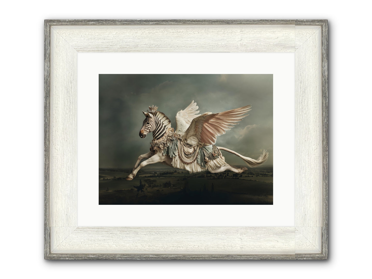 Field Guide To Heartlight No.1 Framed Print - Driftwood White 16x12