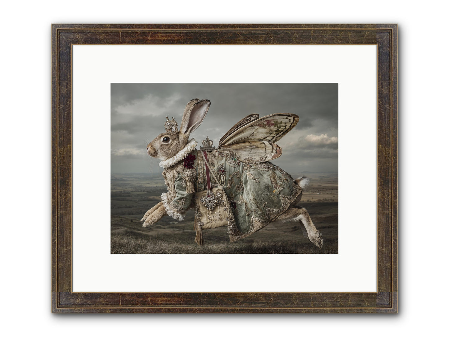 Mintwater Diaries No.1 Framed Print - Slimwoods Black/Gold 12x9