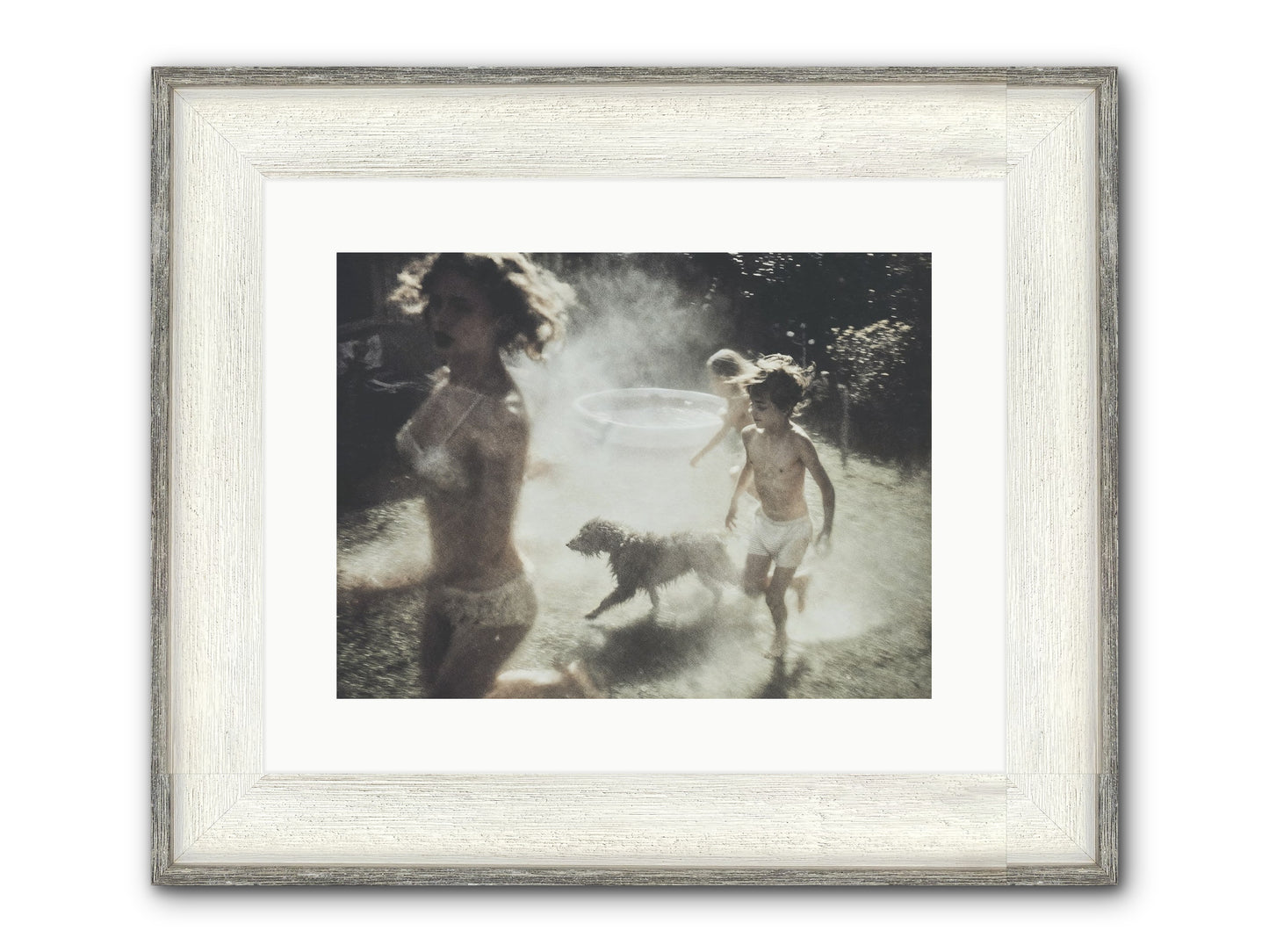 Performing Wildness Framed Print - Driftwood White 16x12