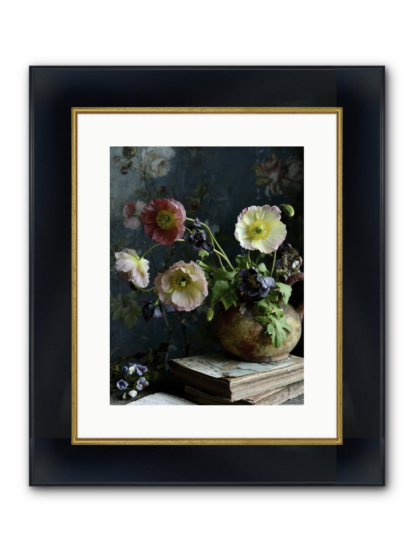 Sur La Jardin Framed Print - Wide Black w/Gold 12x16